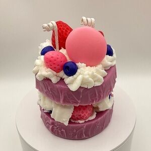 🍓🕯️Handcrafted Cake style Scented  Candle